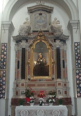 L'altare della Madonna Addolorata